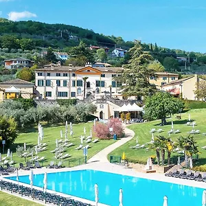 **** Hotel Cariola Italia