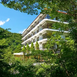 Japanskt värdshus (ryokan) Yumoto ***